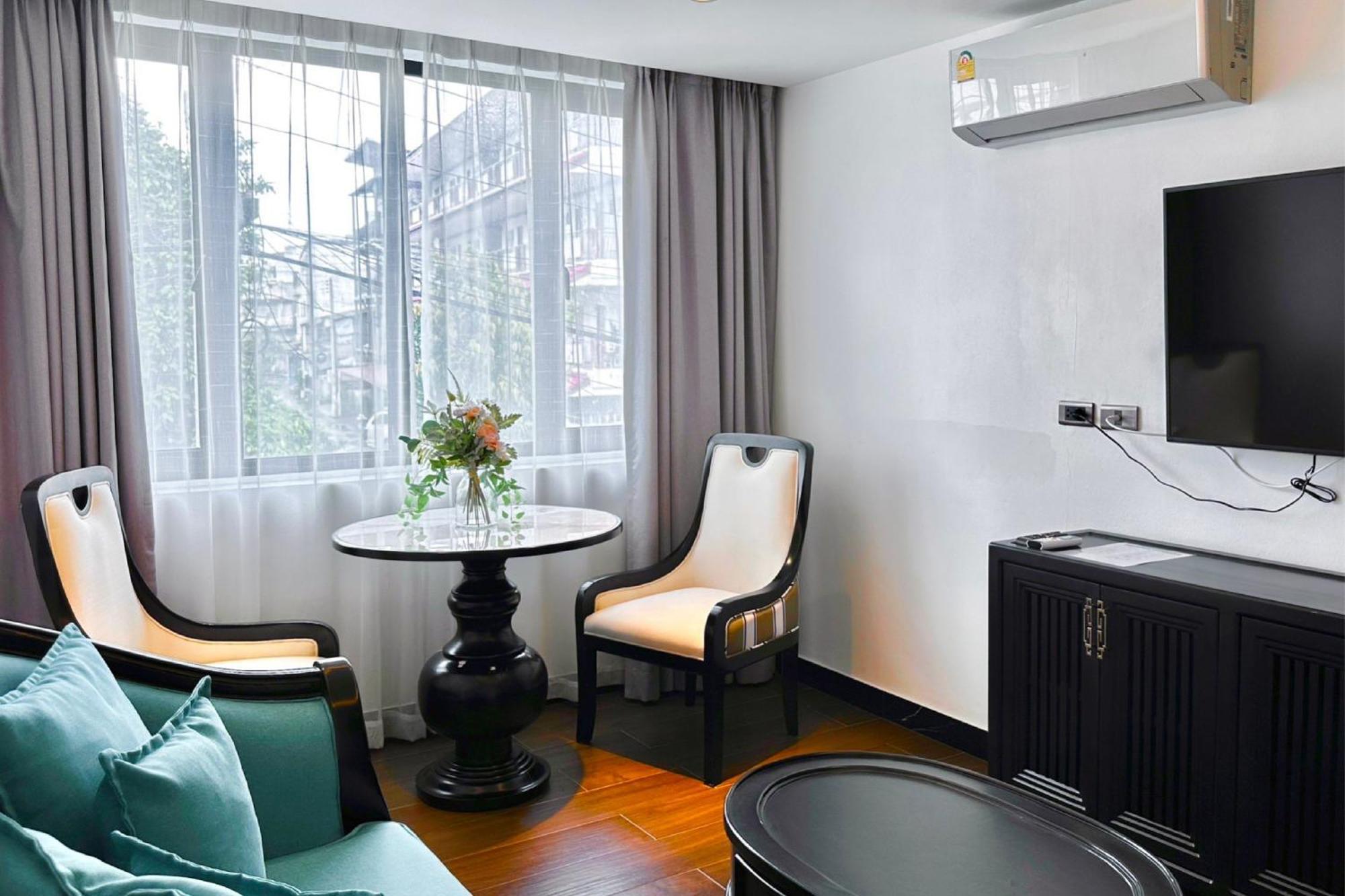 Glory Boutique Suites 清迈古城荣耀精品酒店 Чіангмай Екстер'єр фото