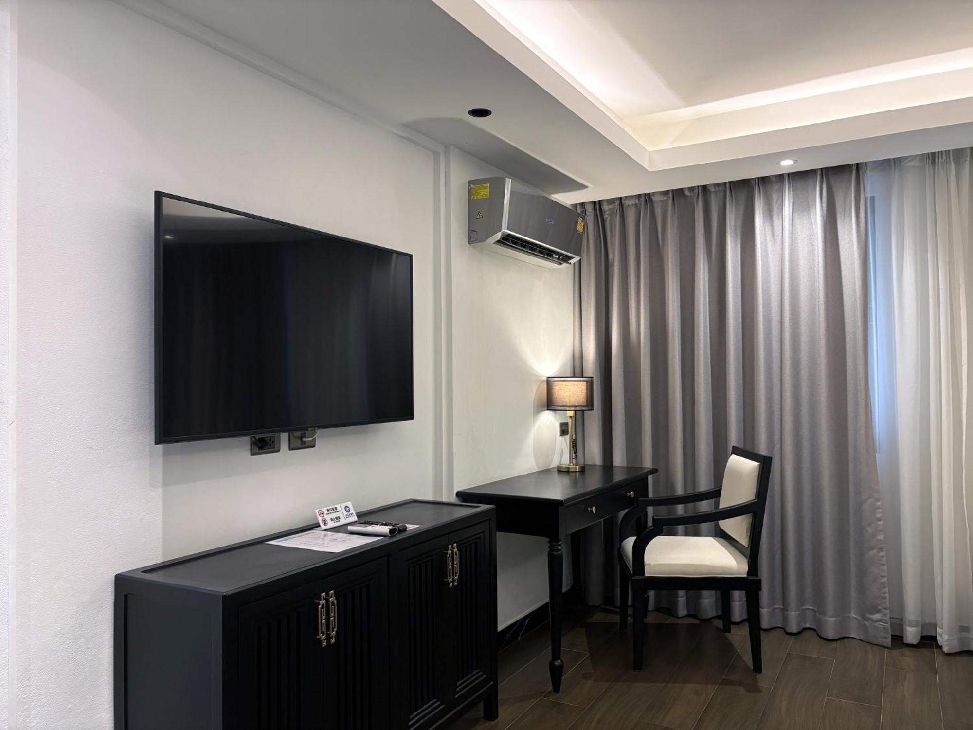 Glory Boutique Suites 清迈古城荣耀精品酒店 Чіангмай Екстер'єр фото