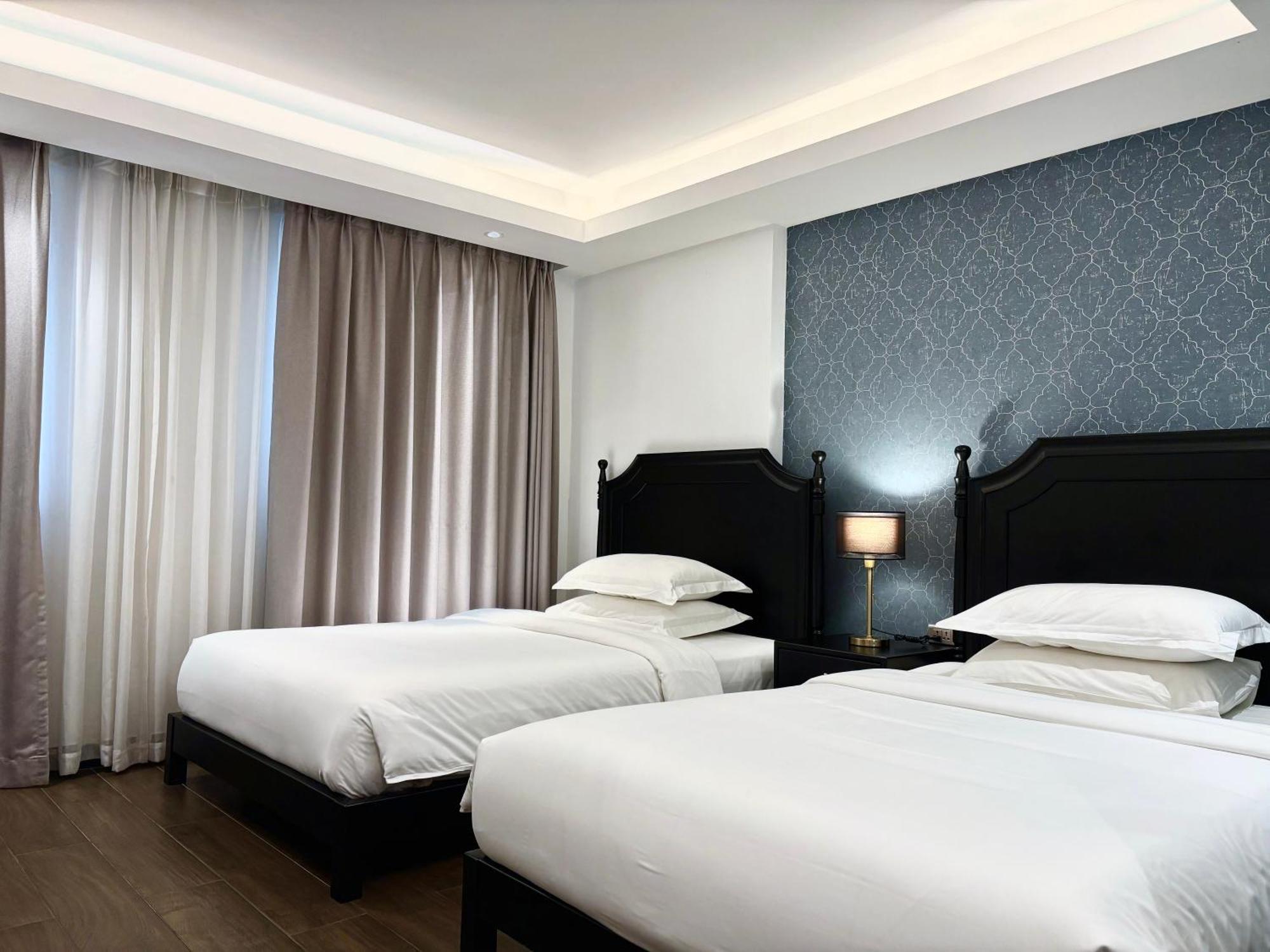 Glory Boutique Suites 清迈古城荣耀精品酒店 Чіангмай Екстер'єр фото